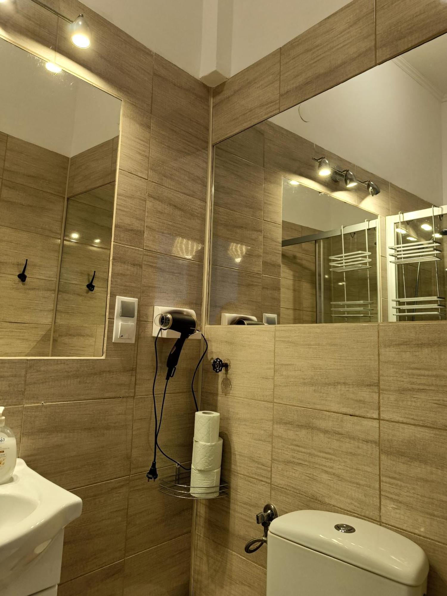 Hotel Polonia Намыслув Экстерьер фото