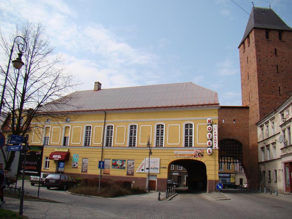Hotel Polonia Намыслув Экстерьер фото